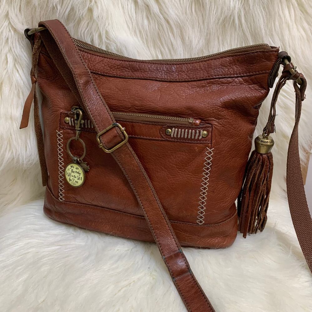 LUCKY BRAND Vintage Rustic Brown Leather Convertible Crossbody Bag w/Tassel